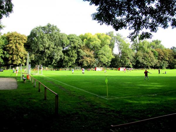 Sportplatz Manfred von Brauchitsch - Leipzig-Altlindenau