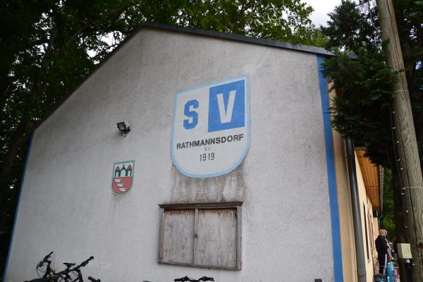 Stadion Am Köksbusch - Staßfurt-Rathmannsdorf
