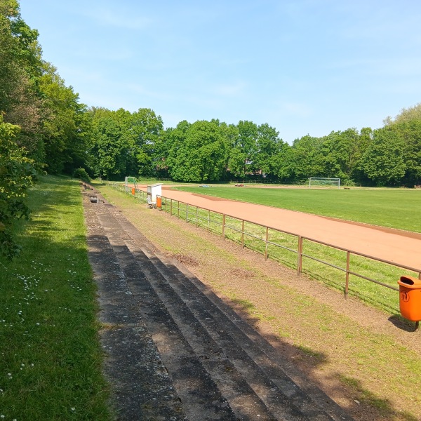 von-Waldthausen-Stadion - Neuss-Norf