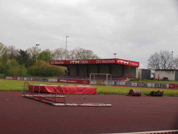 Sportzentrum Dünnefeld-Stadion - Meschede