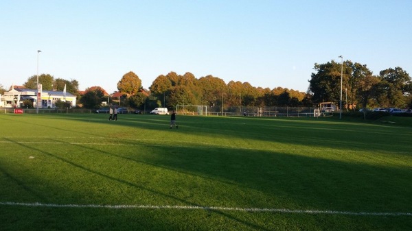 Heinrich-Berndsen-Sportplatz B - Dollerup-Streichmühle