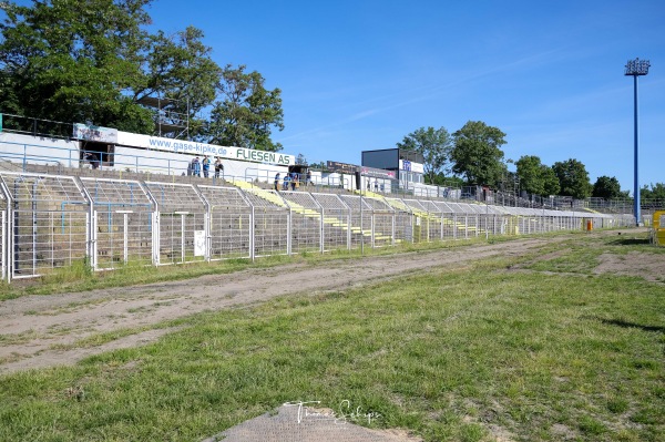 Bruno-Plache-Stadion - Leipzig-Probstheida