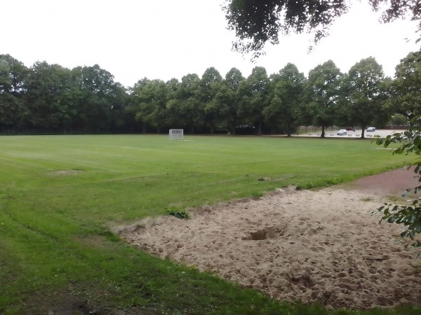 Rohdehoffplatz - Kiel-Ellerbek