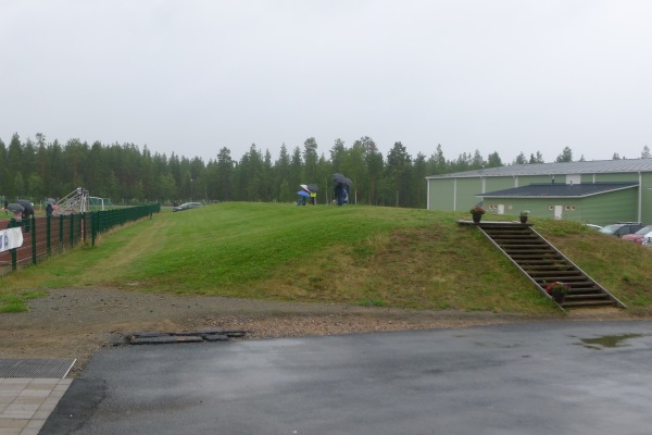 Kolarin urheilukenttä - Kolari