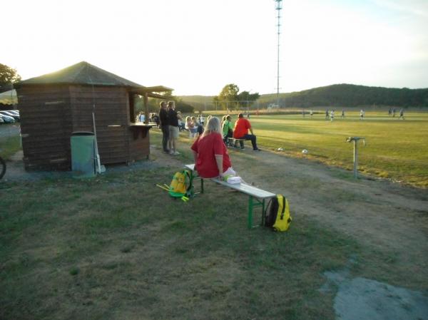 Sportanlage Am Kreuzberg - Ehringshausen-Kölschhausen