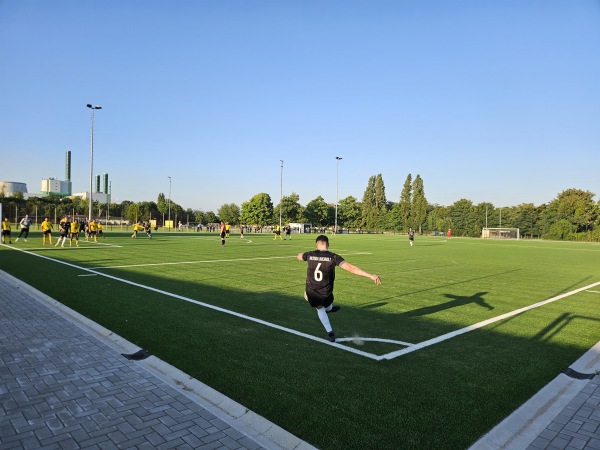 Bezirkssportanlage Honnenpfad Platz 3 - Duisburg-Wanheim