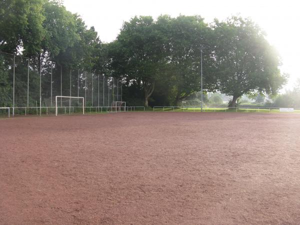 Sportplatz Im Weidenbruch - Köln-Höhenhaus