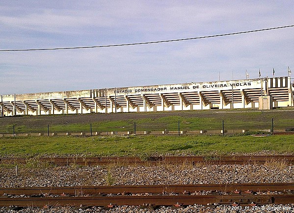 Estádio Comendador Manuel de Oliveira Violas - Espinho