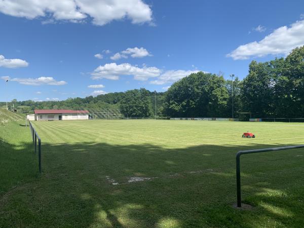 Sportplatz Am Pfarrberg - Ortenberg/Hessen-Usenborn