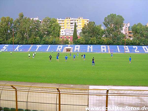 Stadiumi Selman Stërmasi - Tiranë (Tirana)