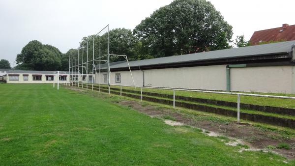 Stadion der Freundschaft Nebenplatz - Magdeburg-Fermersleben