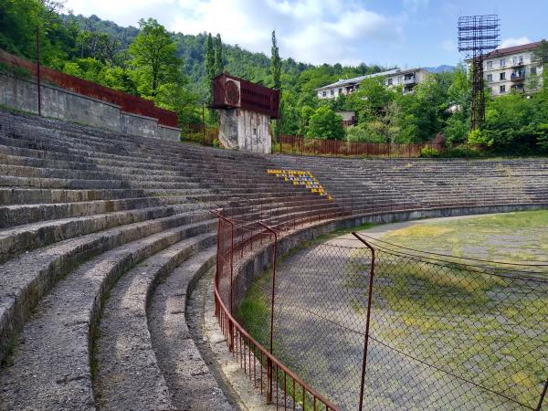 Stadioni Vladimer Bochorishvili - Tkibuli