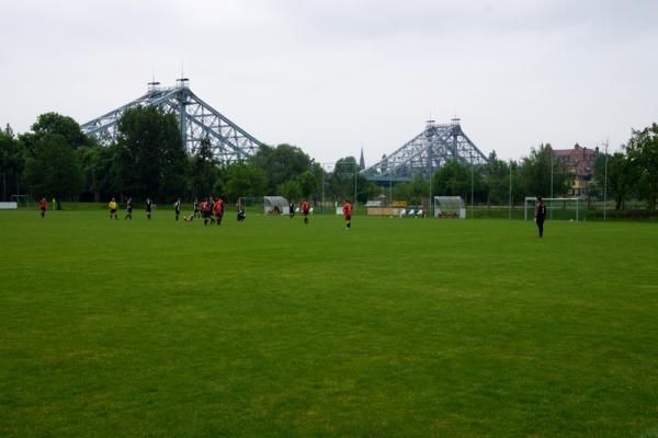 Sportplatz am Blauen Wunder - Dresden-Loschwitz