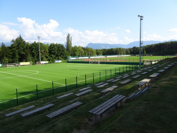 Sportanlage St. Anton Kunstrasen - Kaltern an der Weinstraße (Caldaro sulla Strada del Vino)