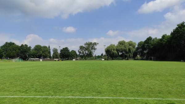 Sportanlage Constantinstraße D-Platz - Hannover-List