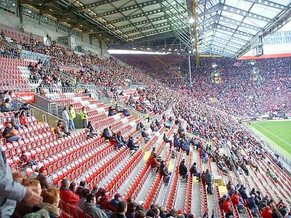 Fritz-Walter-Stadion - Kaiserslautern-Betzenberg