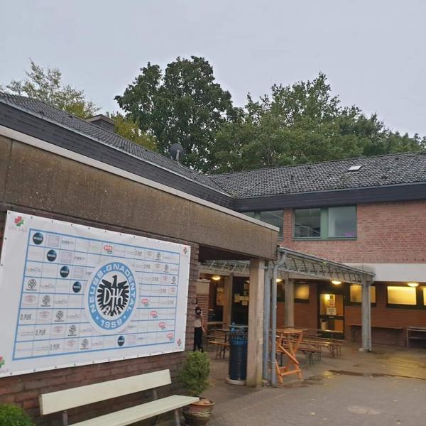 Bezirkssportanlage Gnadental Platz 2 - Neuss-Gnadental