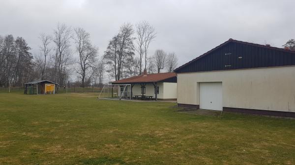 Sportplatz am Leinakanal - Emleben