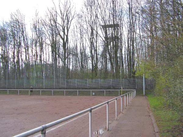 Sportplatz Bladenhorster Straße - Herne-Holthausen