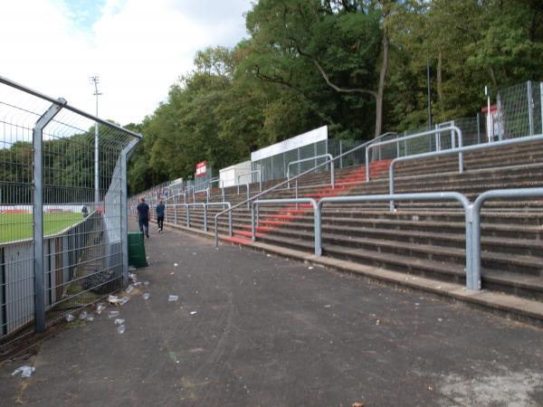 Stadion im Sportpark Höhenberg - Köln-Höhenberg