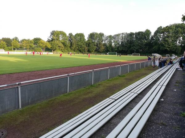 Bezirkssportanlage In den Heuwiesen - Recklinghausen-Hillen