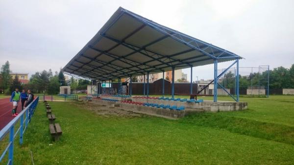 Alter Zustand der Trib&uuml;ne