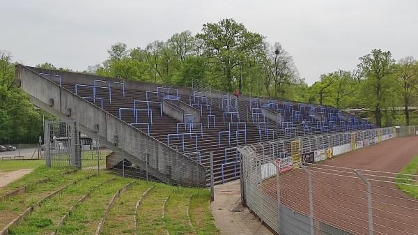 Herbert-Dröse-Stadion - Hanau-Wilhelmsbad