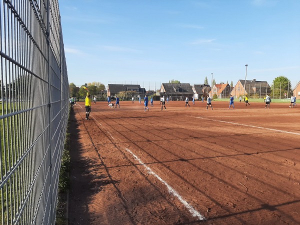 Sportplatz Arp-Schnitger-Stieg - Hamburg-Neuenfelde