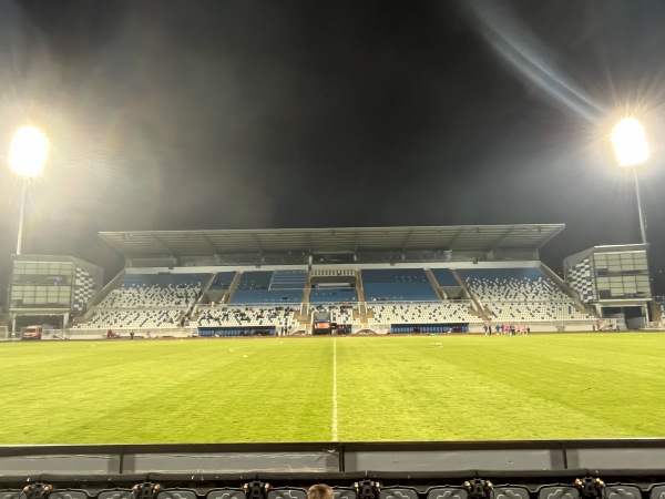 Stadiumi Fadil Vokrri - Prishtinë (Pristina)