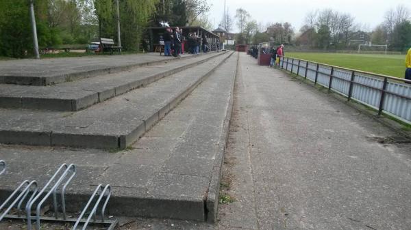 Sportplatz an der Grundschule - Stade-Wiepenkathen