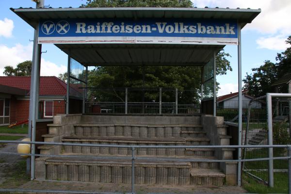 Sportplatz an der Schule - Werdum