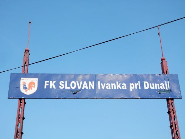 Štadión FK Slovan Ivanka pri Dunaji - Ivanka pri Dunaji