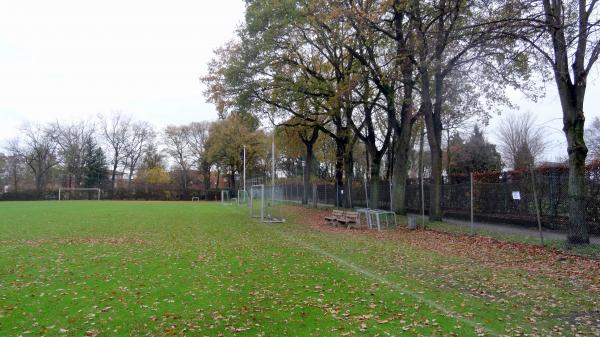 Stadion Laxten B-Platz am Hökehus - Lingen/Ems-Laxten