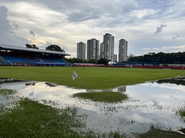 Estádio Nicolau Alayon - São Paulo, SP