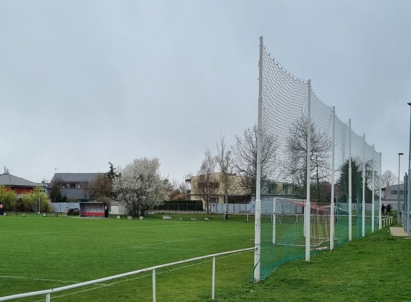 Fotbalové hřiště Šestajovice - Šestajovice
