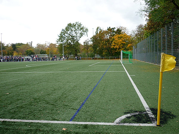 Bezirkssportanlage Mombach Platz 2 - Mainz-Mombach