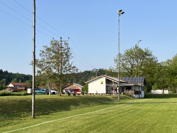 Sportplatz Erharting - Erharting Sportplatz Erharting - Erharting