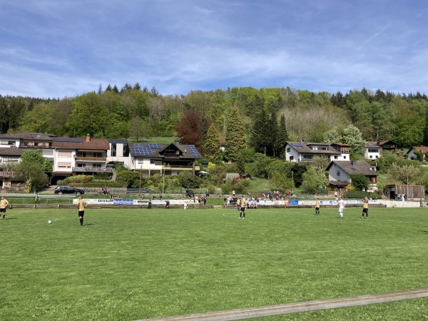 Sportplatz Kempfenbrunn - Flörsbachtal-Kempfenbrunn