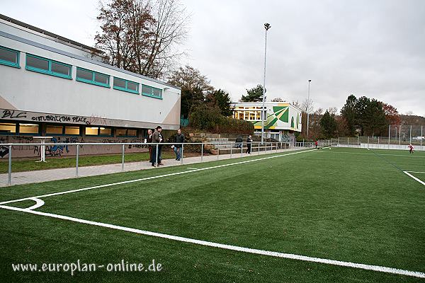 Sportplatz an der Uhlbergschule - Filderstadt-Bonlanden