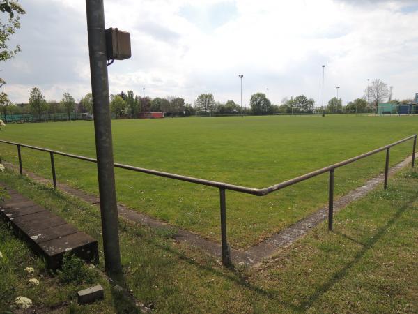 SVS-Stadion am Südring Nebenplatz 2 - Griesheim