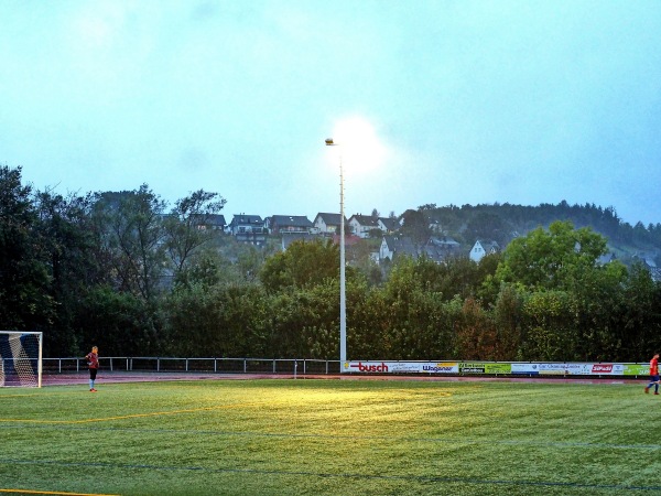 Fußball- & Leichtathletik-Arena Eichen - Kreuztal-Stendenbach