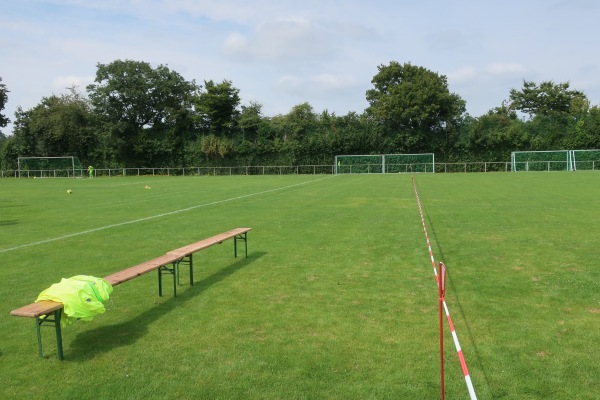 Bezirkssportanlage Weckhoven Platz 3 - Neuss-Weckhoven