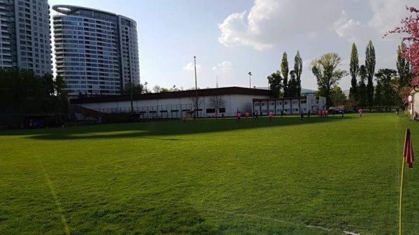 Športový areál Ekonomickej Univerzity - Bratislava-Nové Mesto