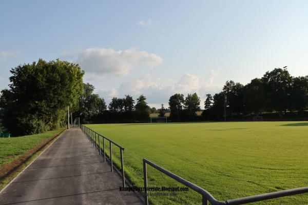 Stadion Fuchsgrube Nebenplatz 1 - Köngen