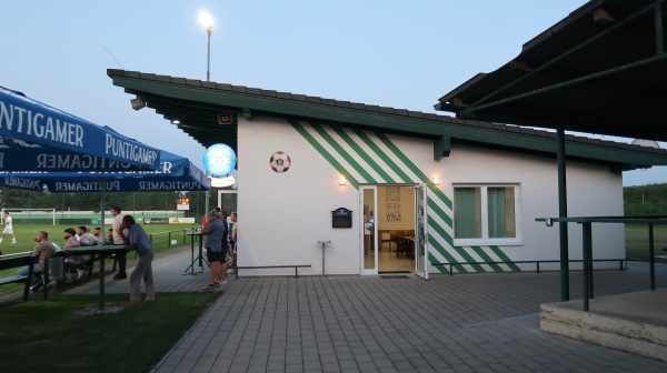 Sportplatz Hausbrunn - Hausbrunn
