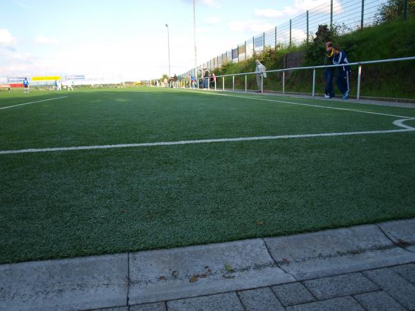 Sportplatz Opp Linde - Wuppertal-Linde