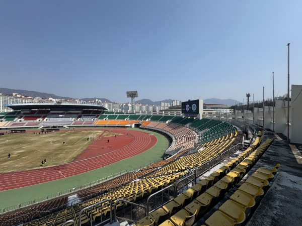 Changwon Stadium - Changwon