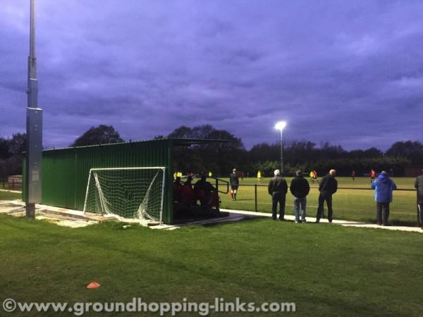 Brickfield Lane - Barnet, Greater London