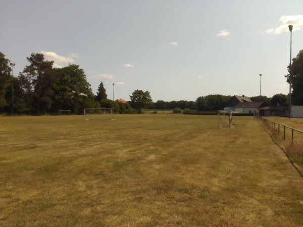 Fietze-Bautsch-Arena B-Platz - Bad Bevensen-Groß Hesebeck