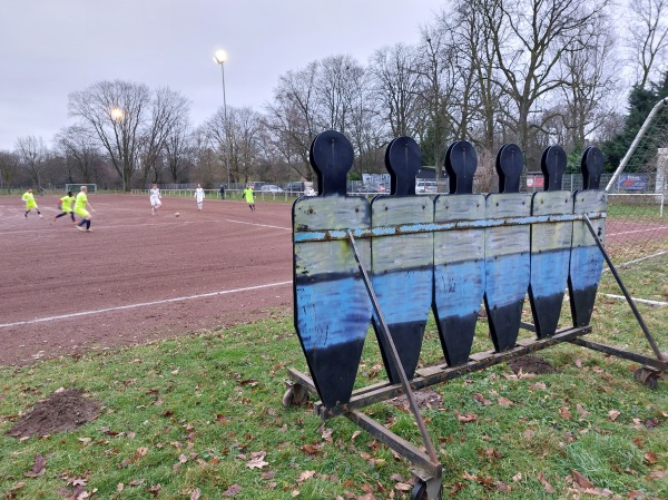 Bezirkssportanlage Rundweg Platz 2 - Krefeld-Uerdingen